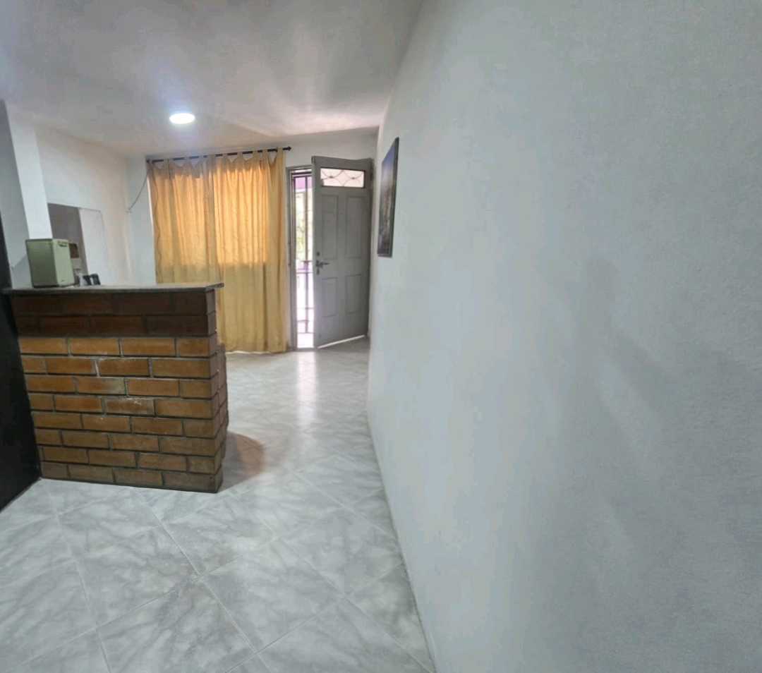 Arriendo apartaestudio  sector calasanz