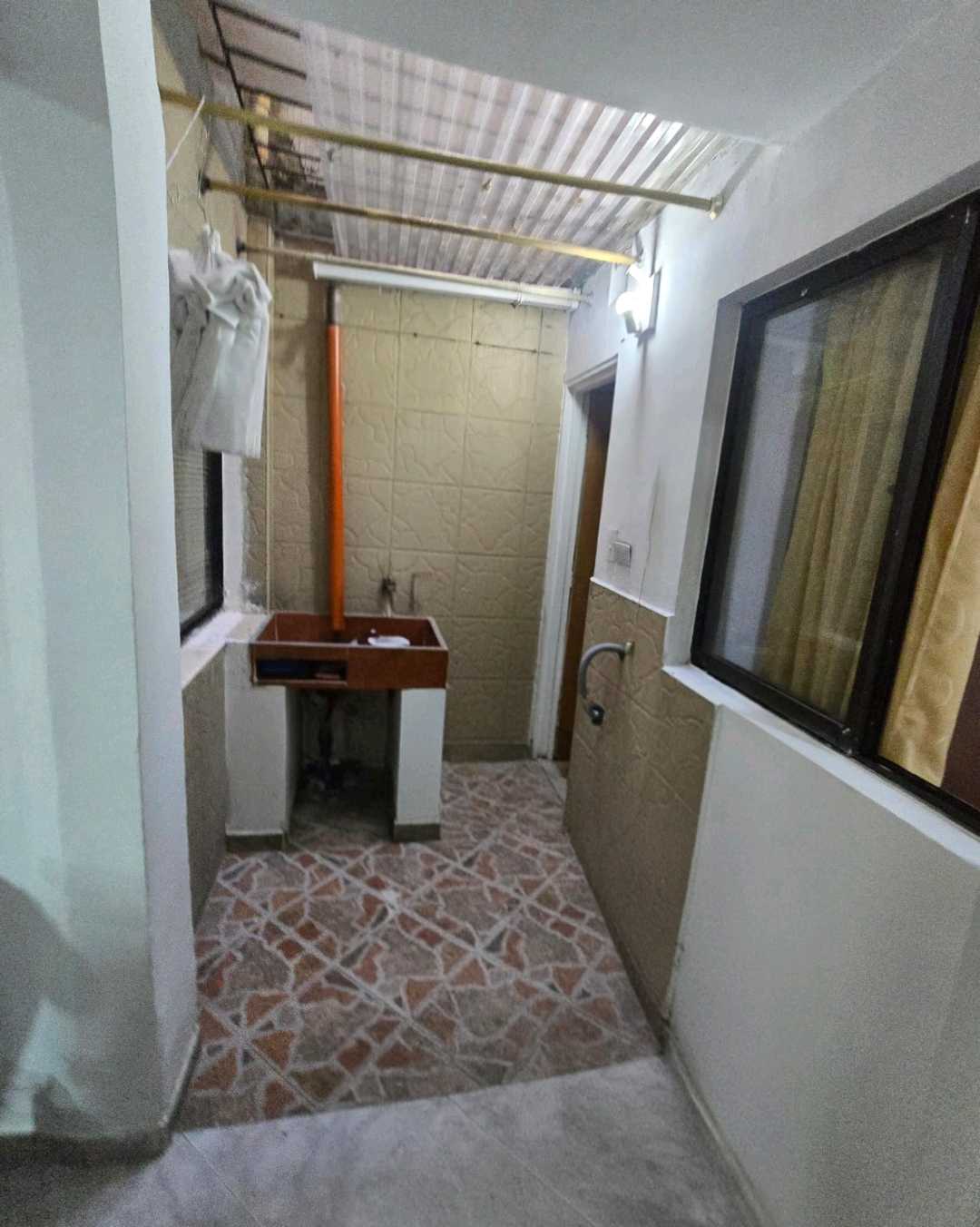 Arriendo apartaestudio  sector calasanz