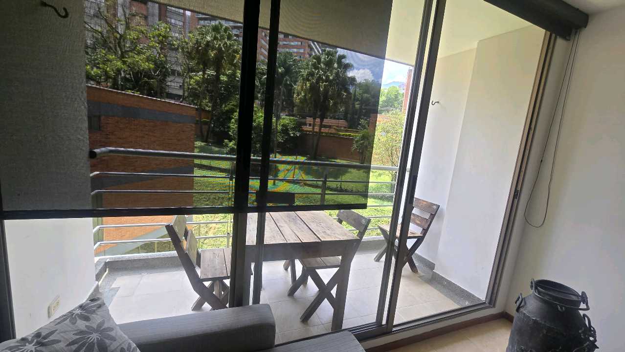 Arriendo apartamento amoblado en el poblado