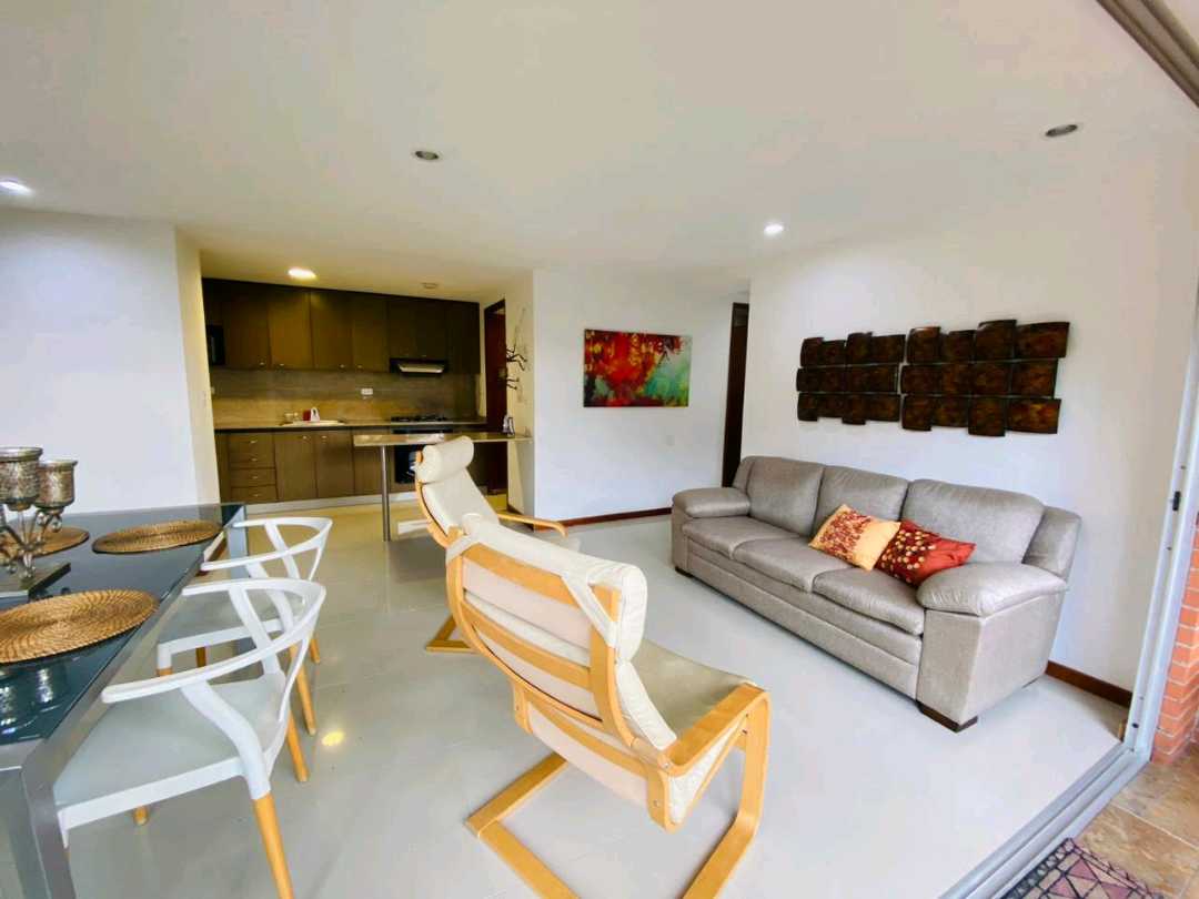 Arriendo apartamento amoblado en el poblado