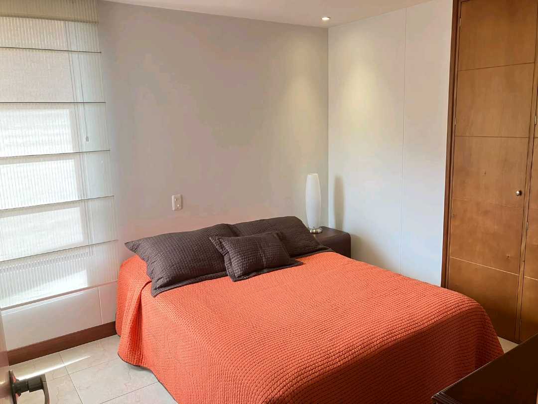 Arriendo apartamento amoblado y sin amoblar Poblado los Gonzalez  CE5