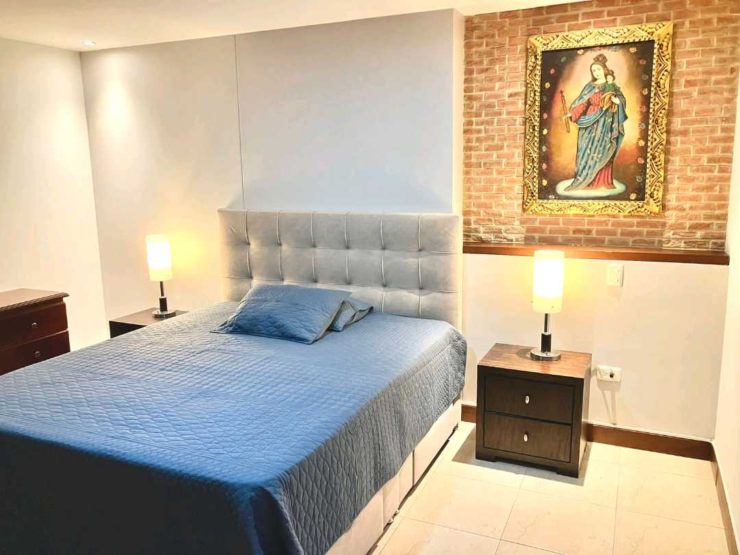 Arriendo apartamento amoblado y sin amoblar Poblado los Gonzalez  CE5