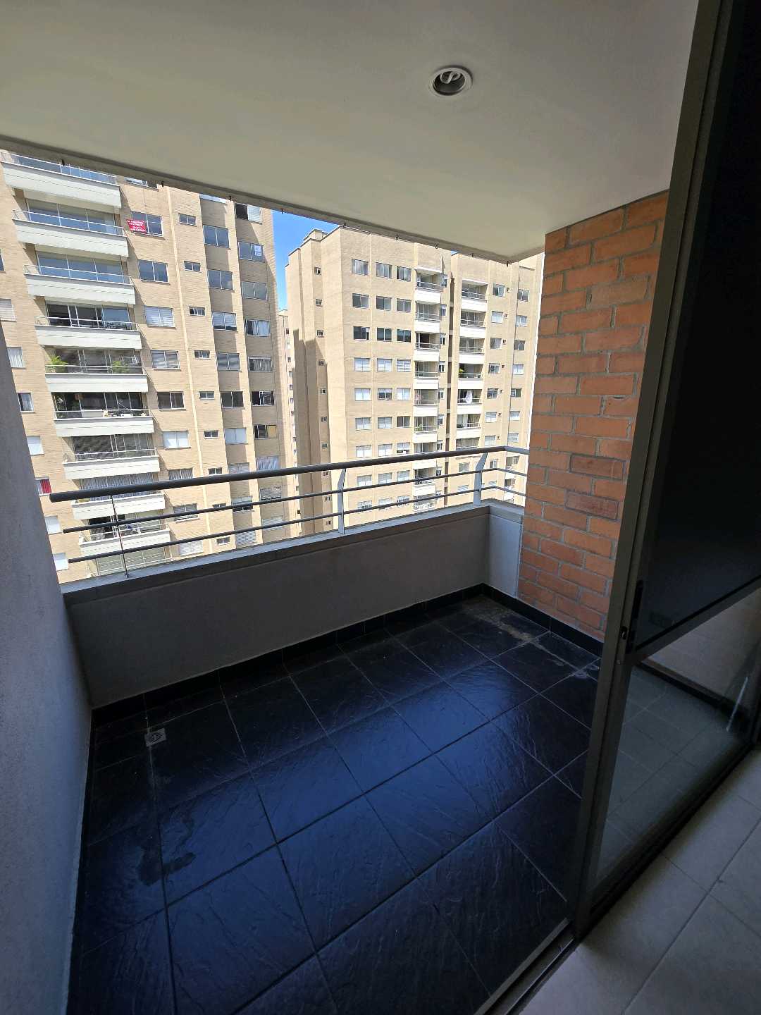 Arriendo apartamento calasanz