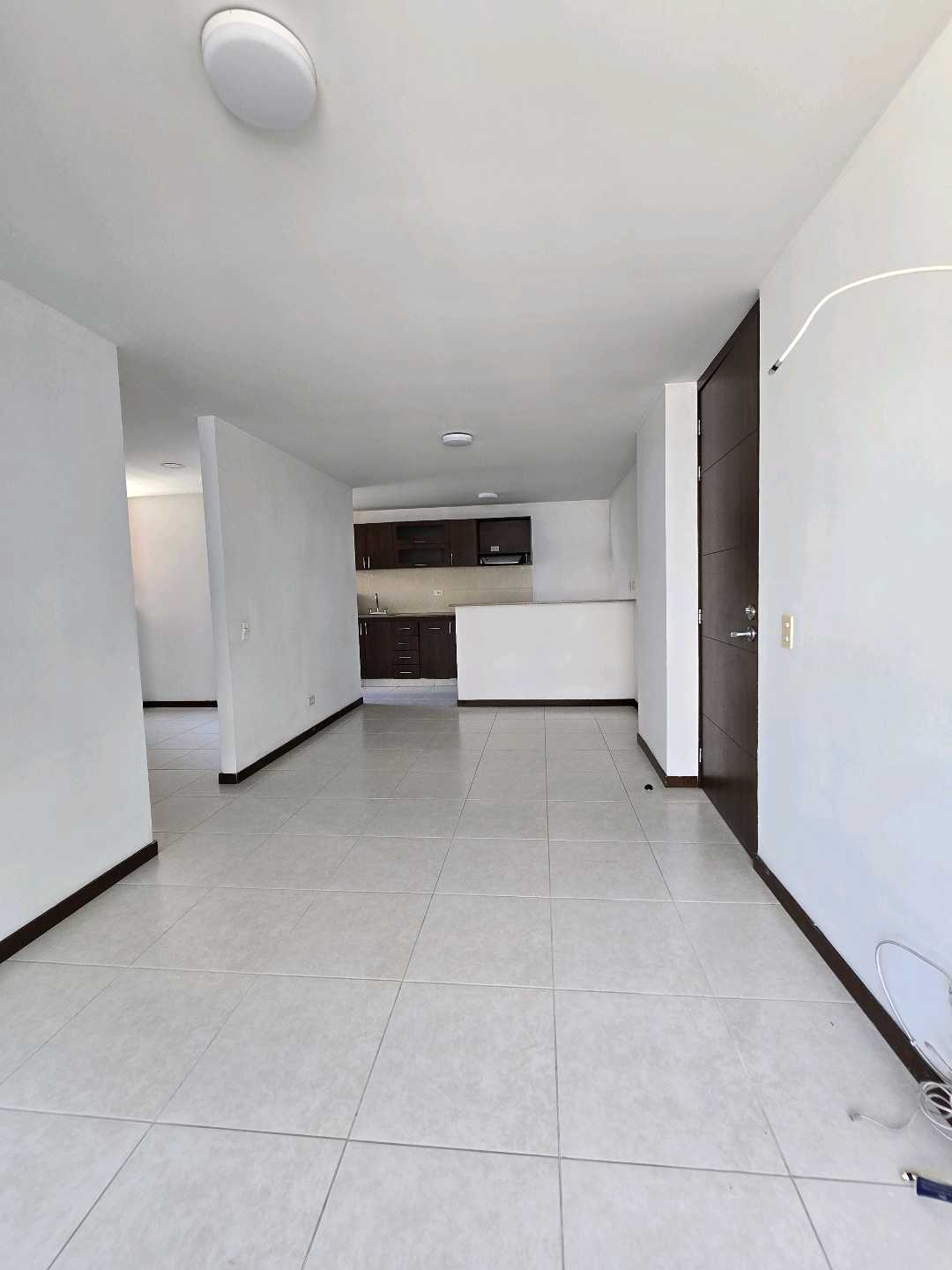Arriendo apartamento calasanz