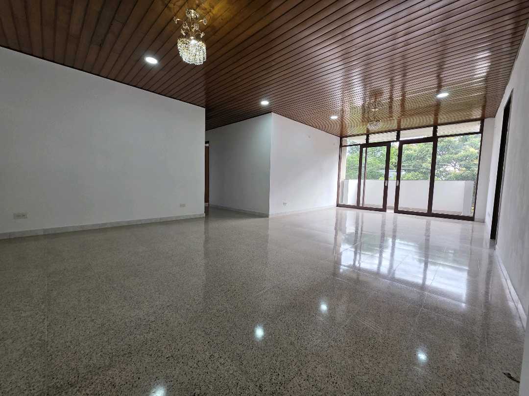 Arriendo apartamento calasanz
