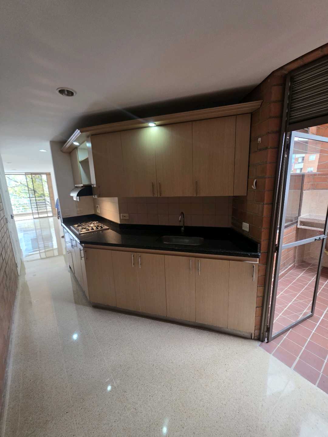 Arriendo apartamento calasanz