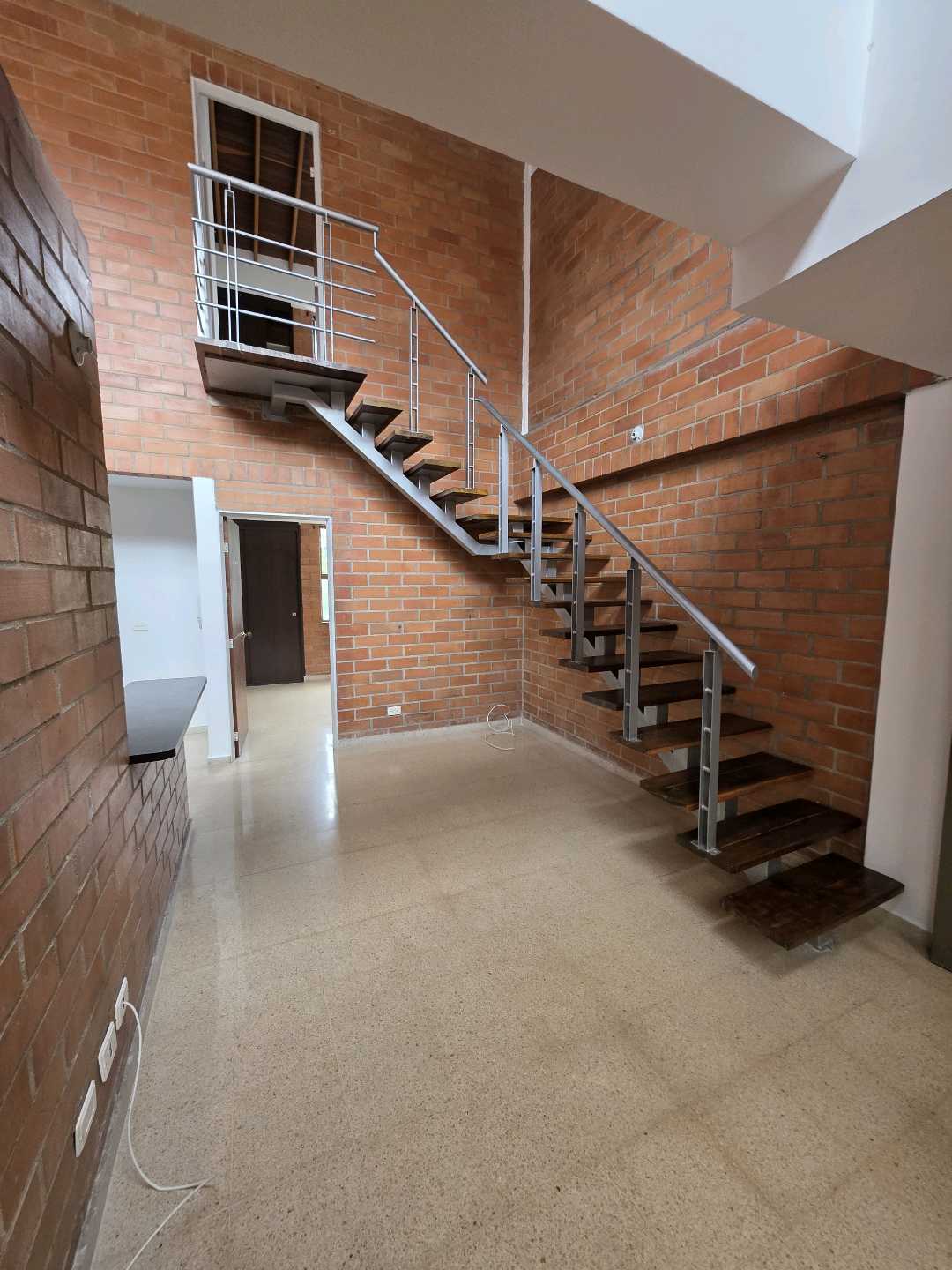 Arriendo apartamento calasanz