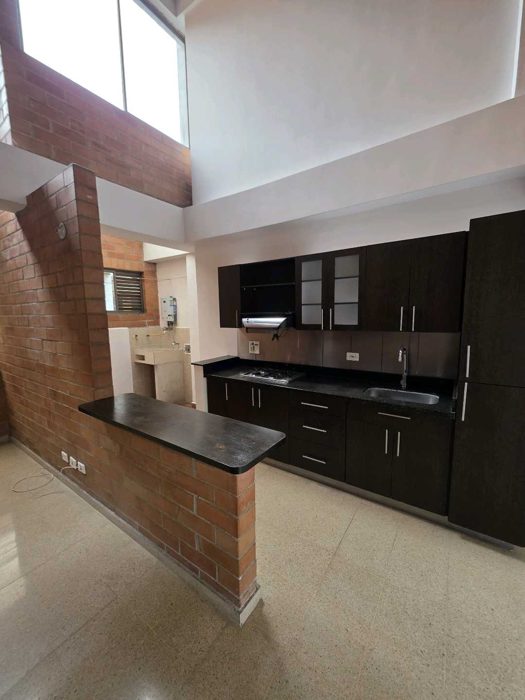 Arriendo apartamento calasanz