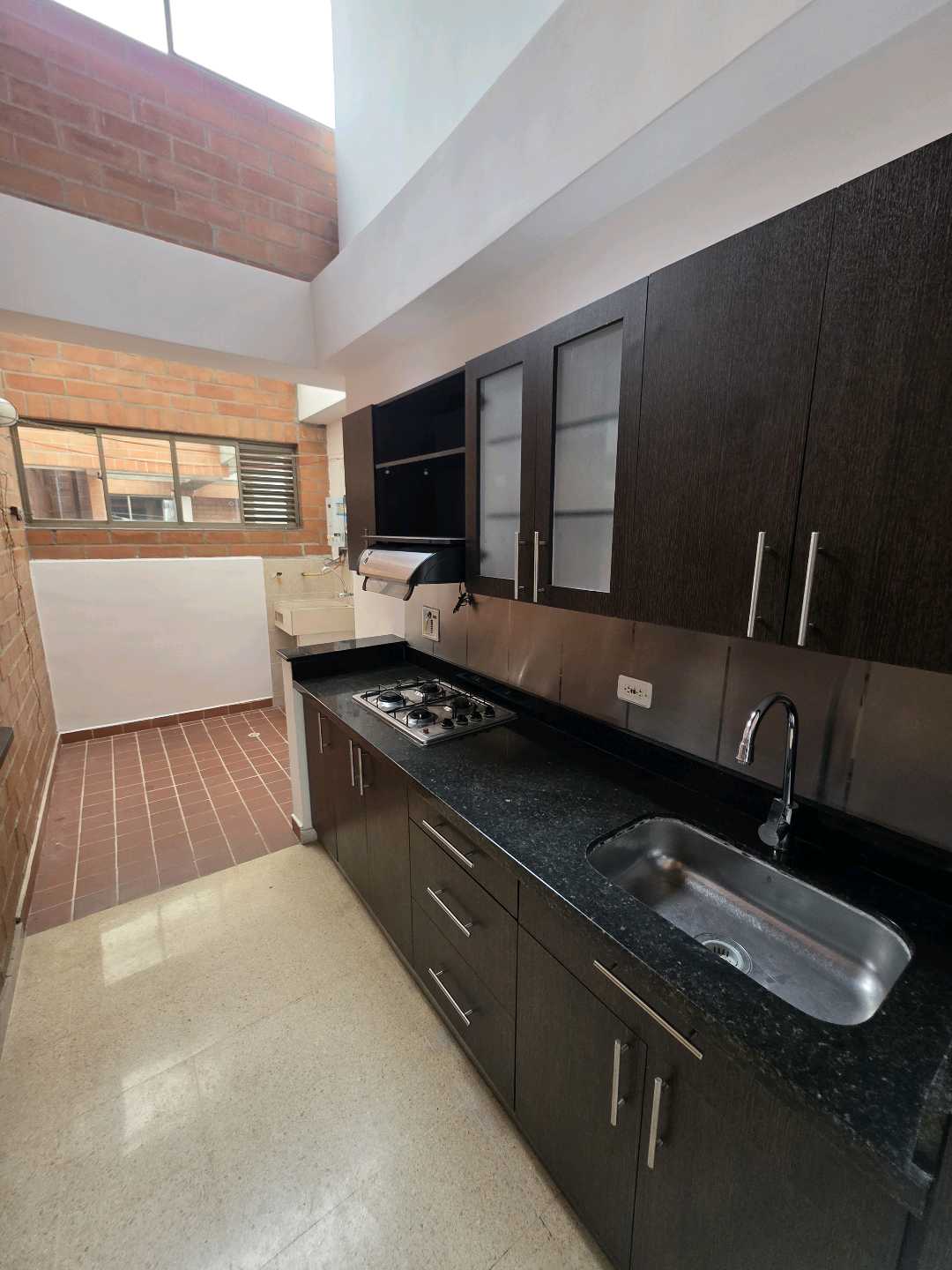 Arriendo apartamento calasanz