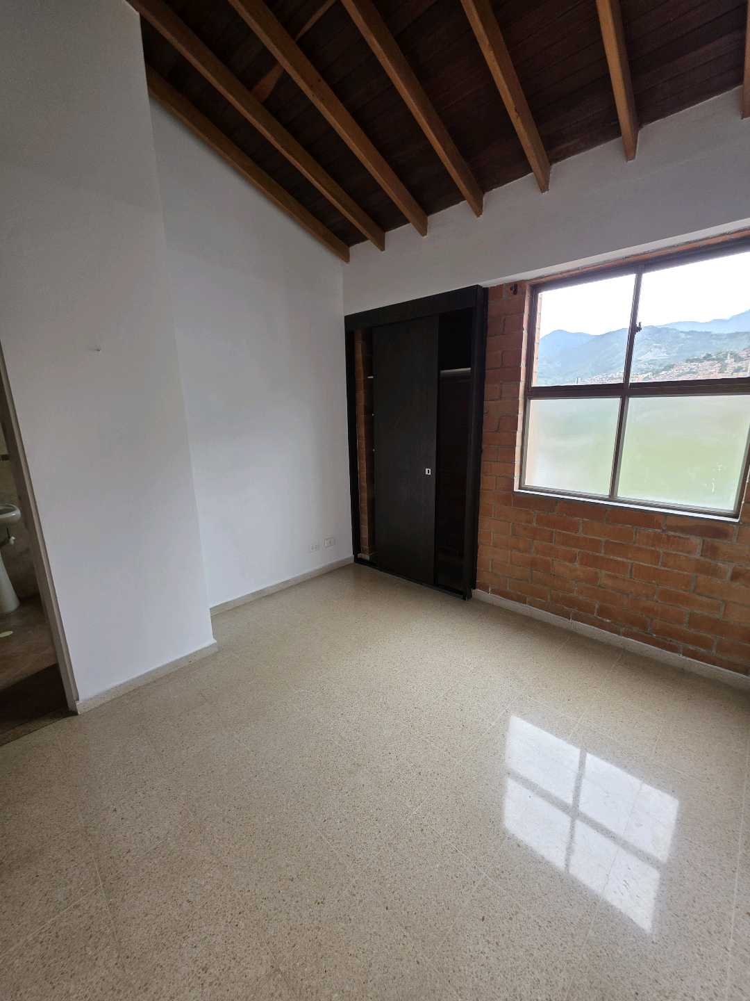 Arriendo apartamento calasanz