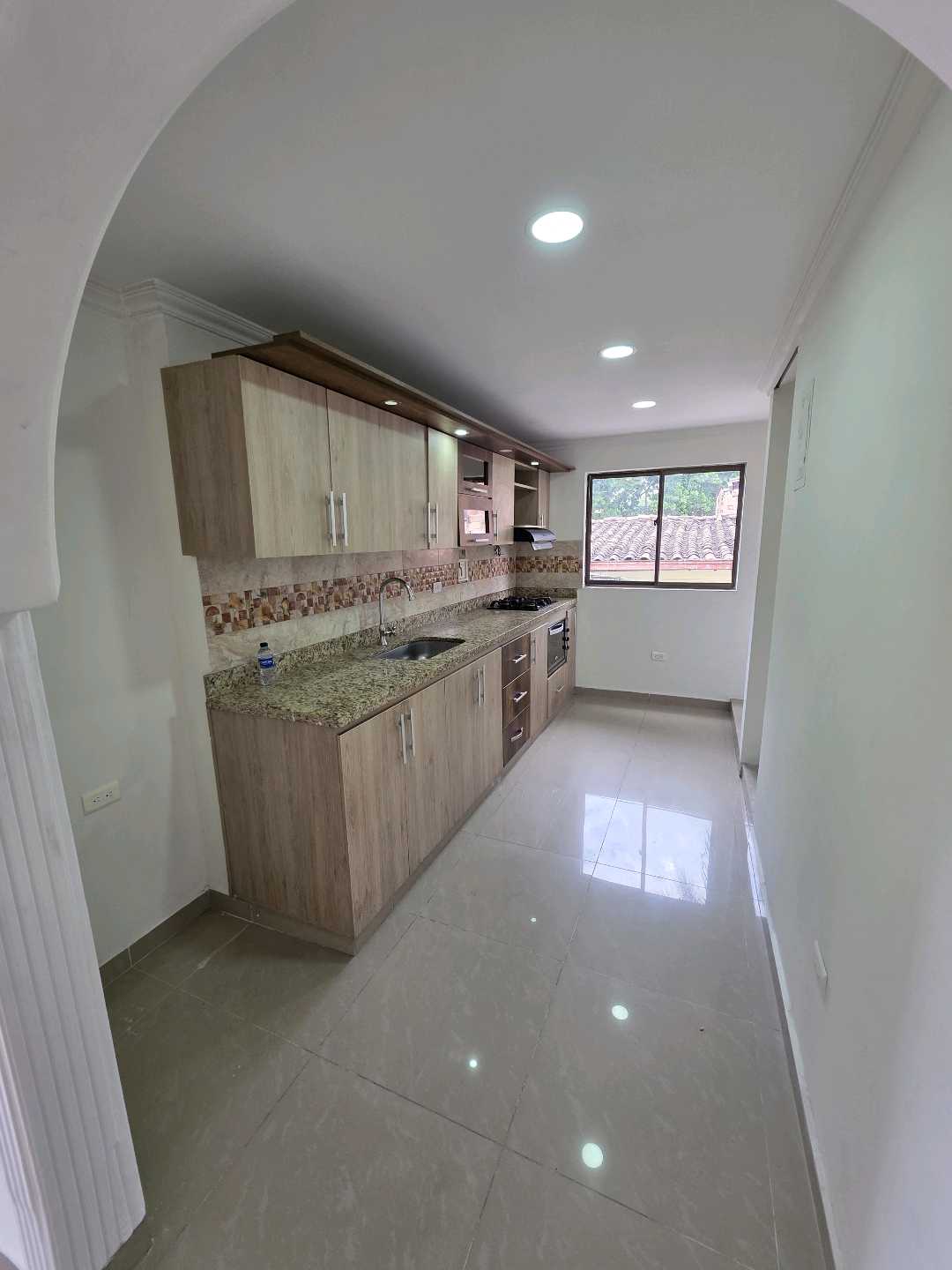 Arriendo apartamento calasanz