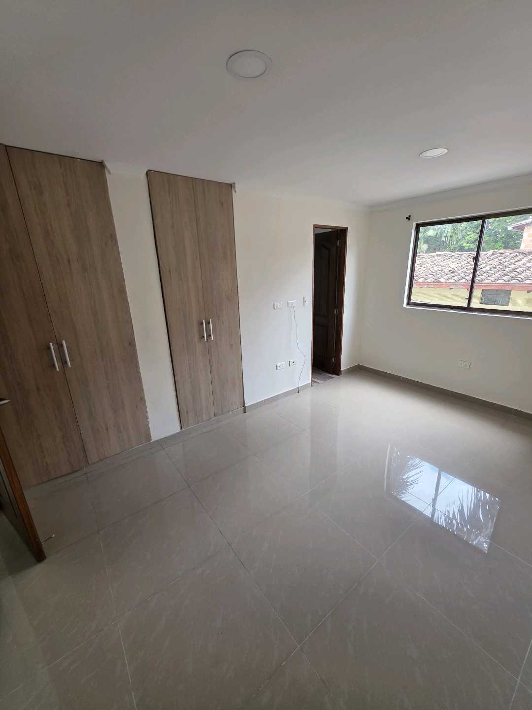 Arriendo apartamento calasanz
