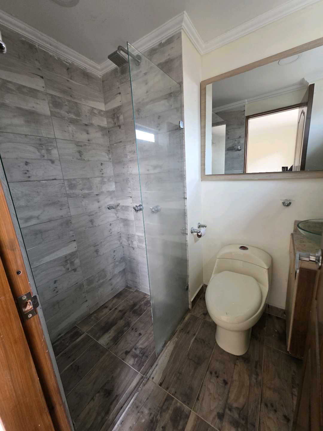 Arriendo apartamento calasanz