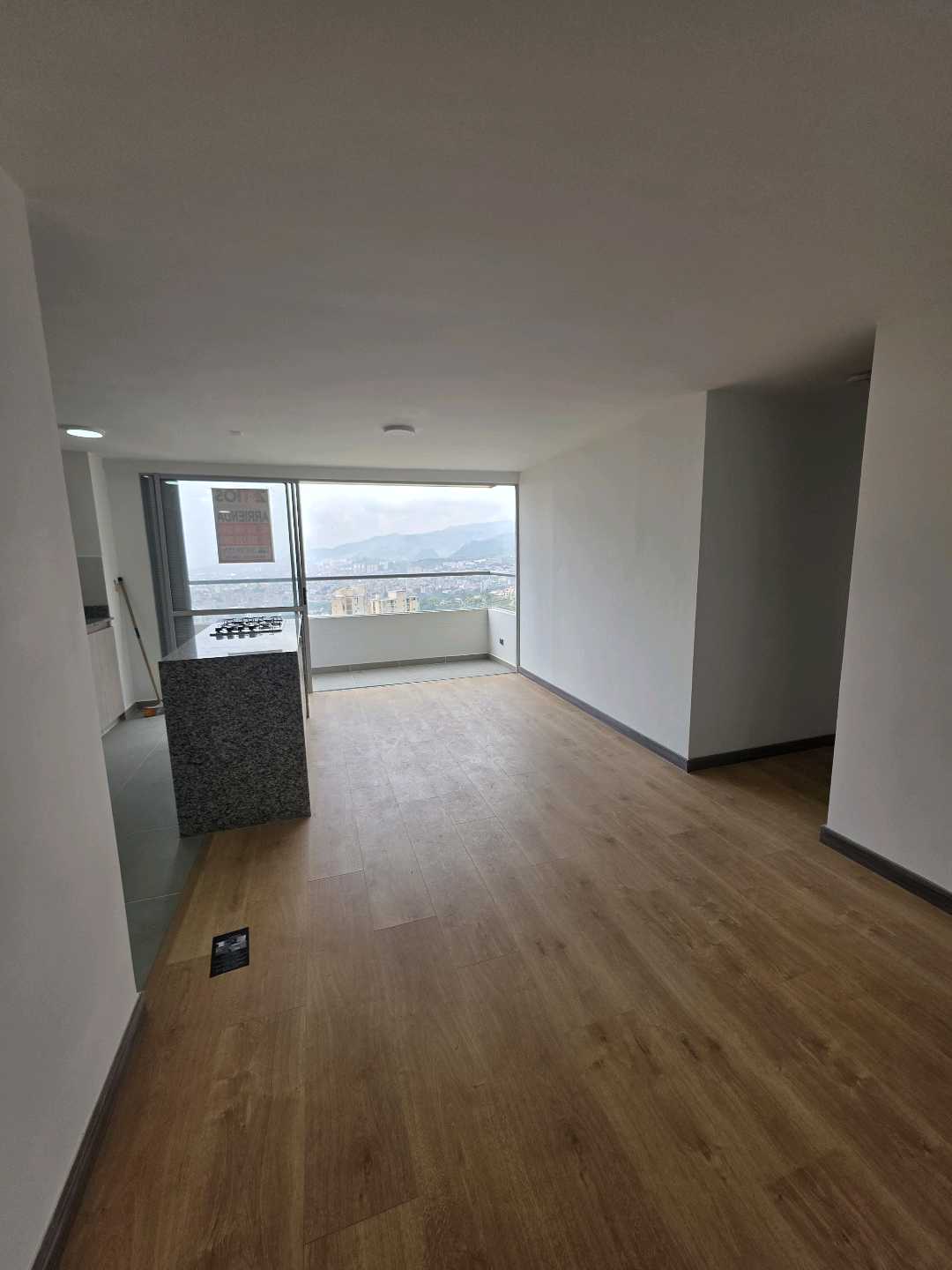 Arriendo apartamento calasanz