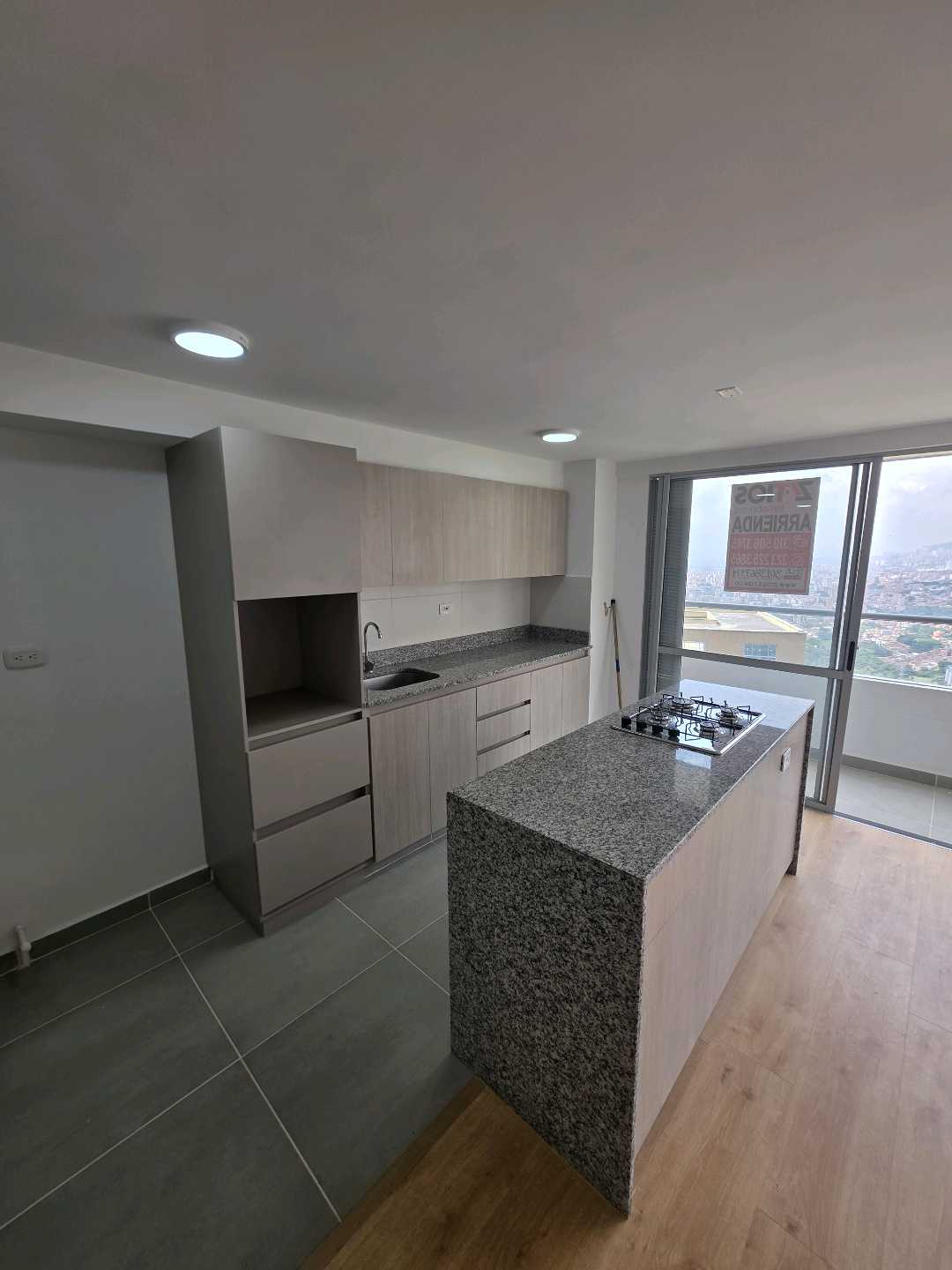 Arriendo apartamento calasanz