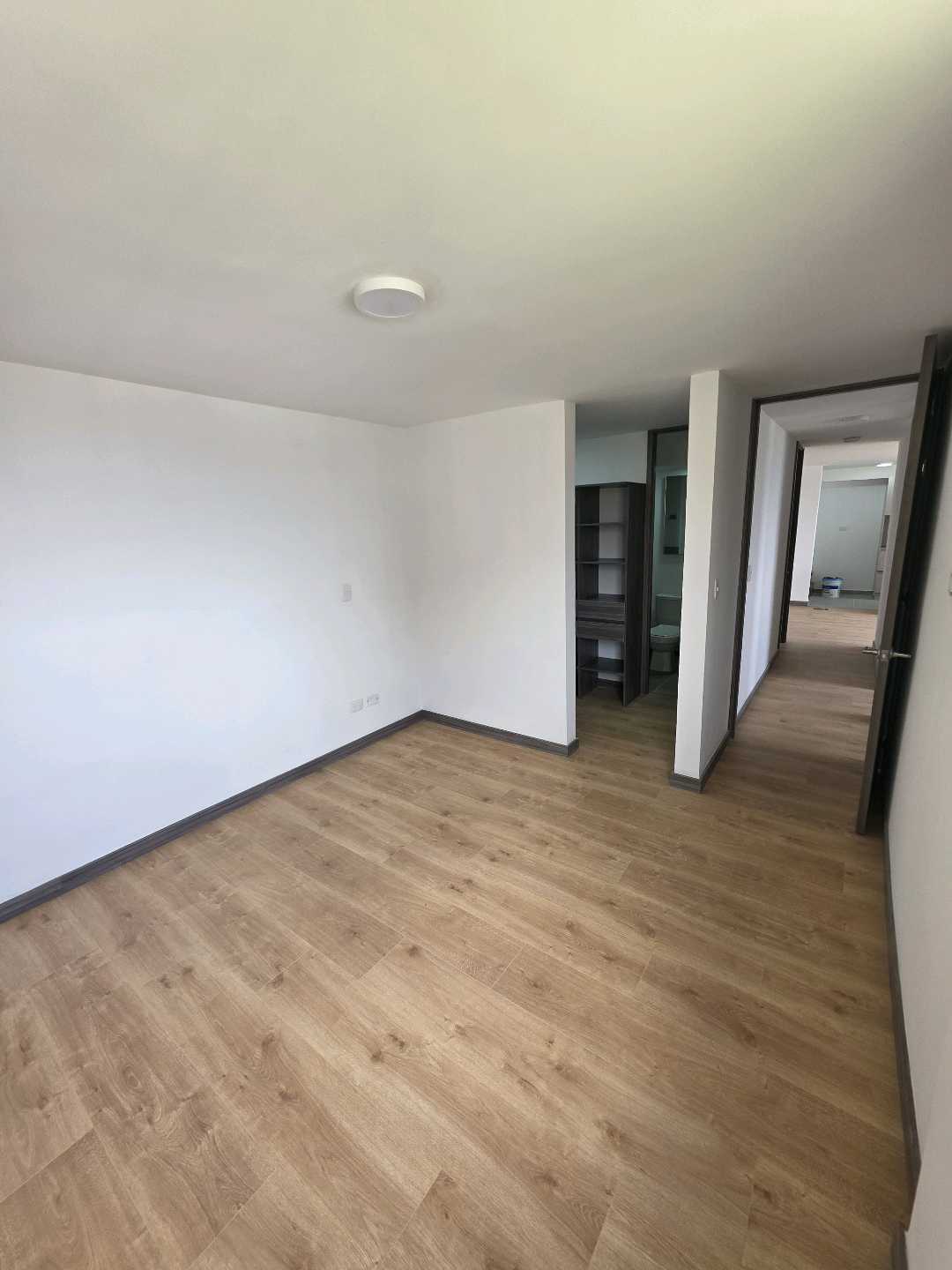 Arriendo apartamento calasanz