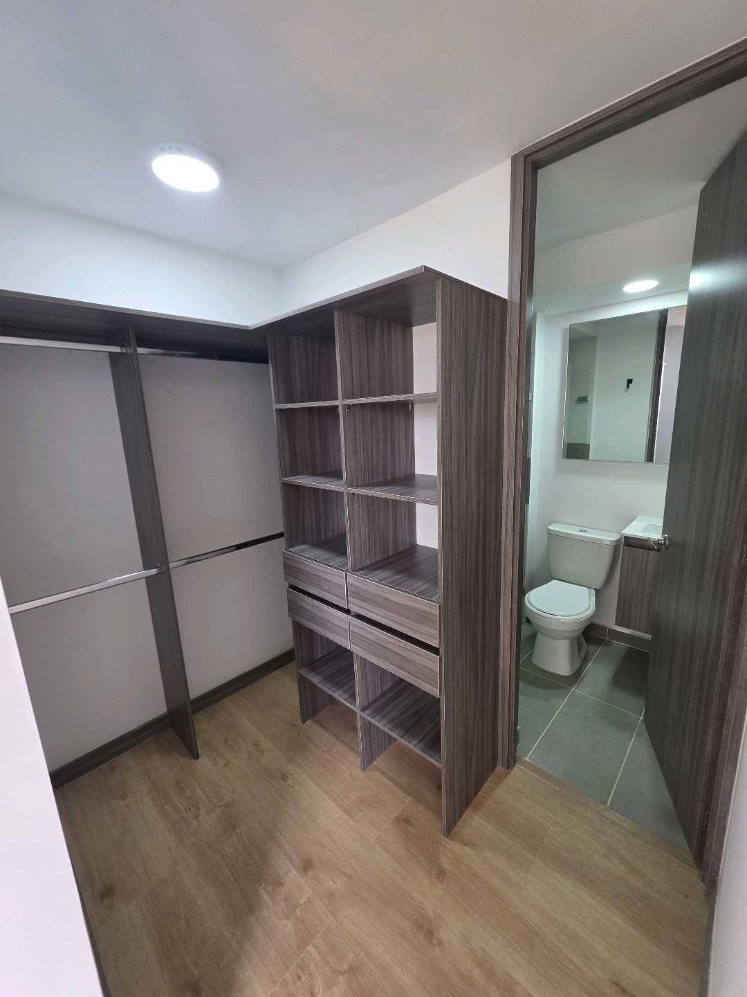 Arriendo apartamento calasanz