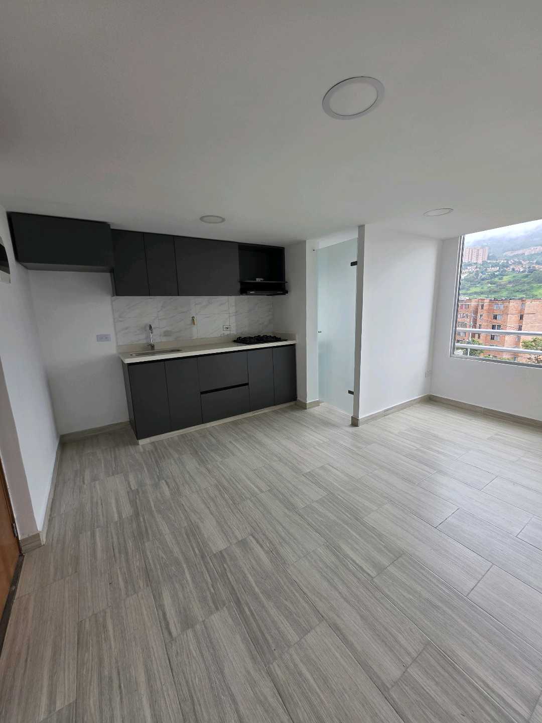 Arriendo apartamento calasanz
