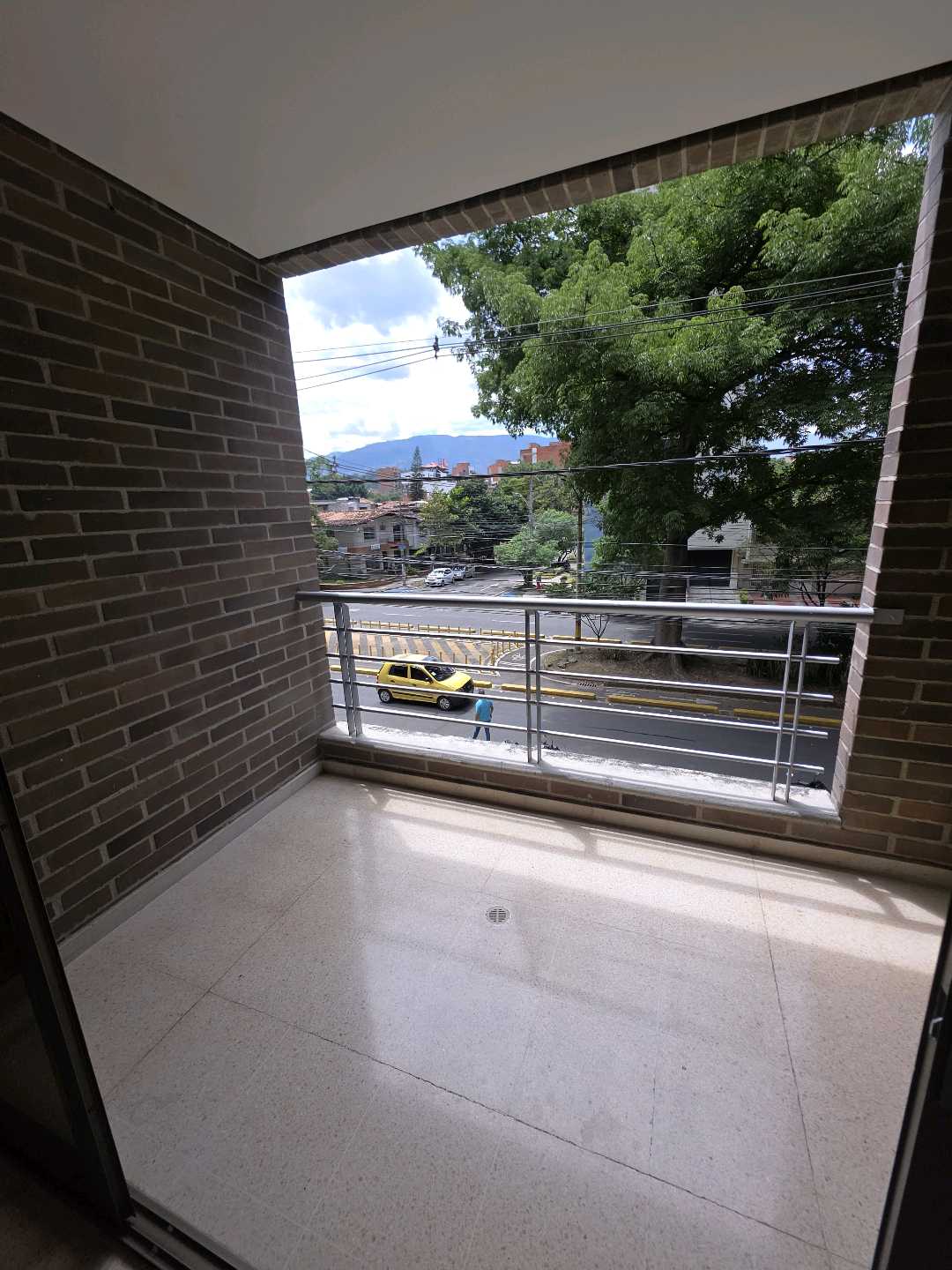 Arriendo apartamento calasanz