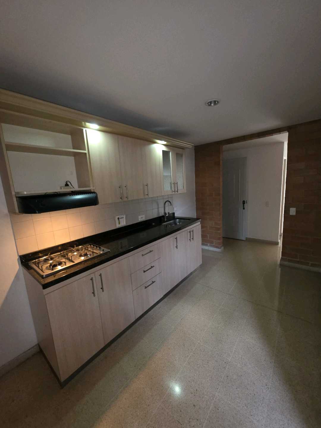 Arriendo apartamento calasanz