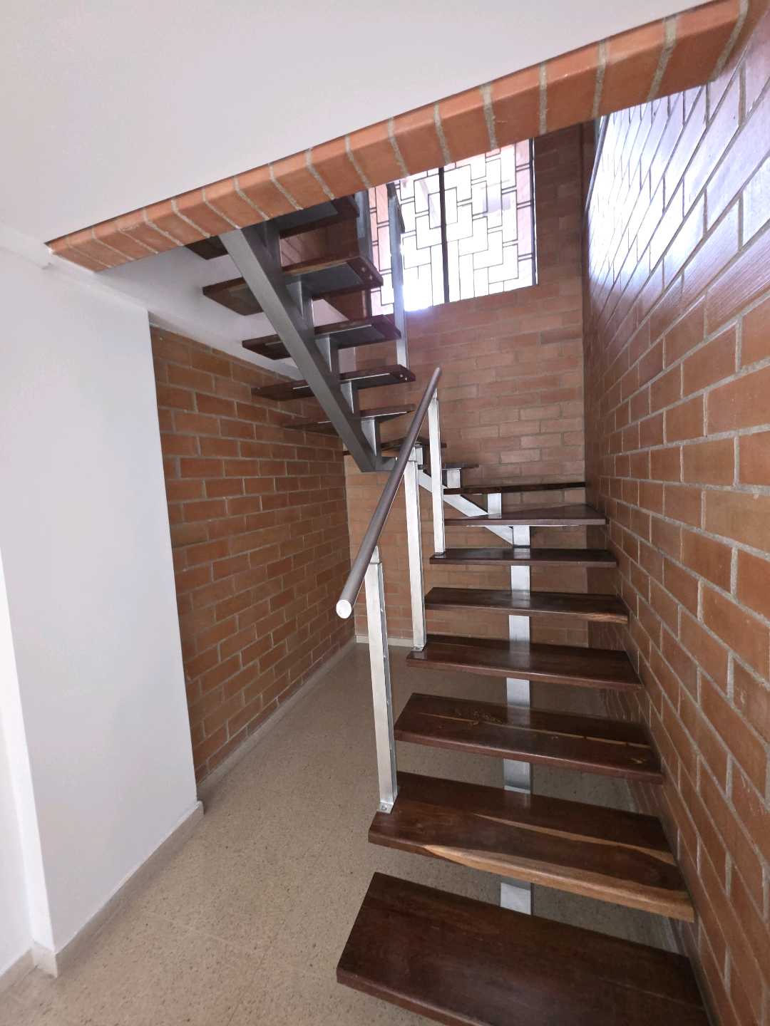 Arriendo apartamento calasanz