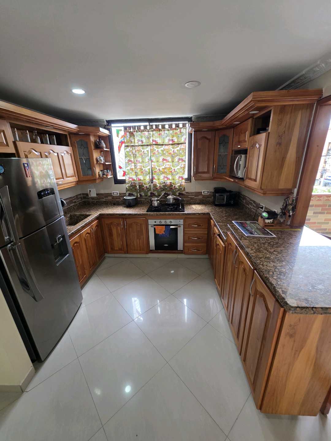 Arriendo apartamento calasanz