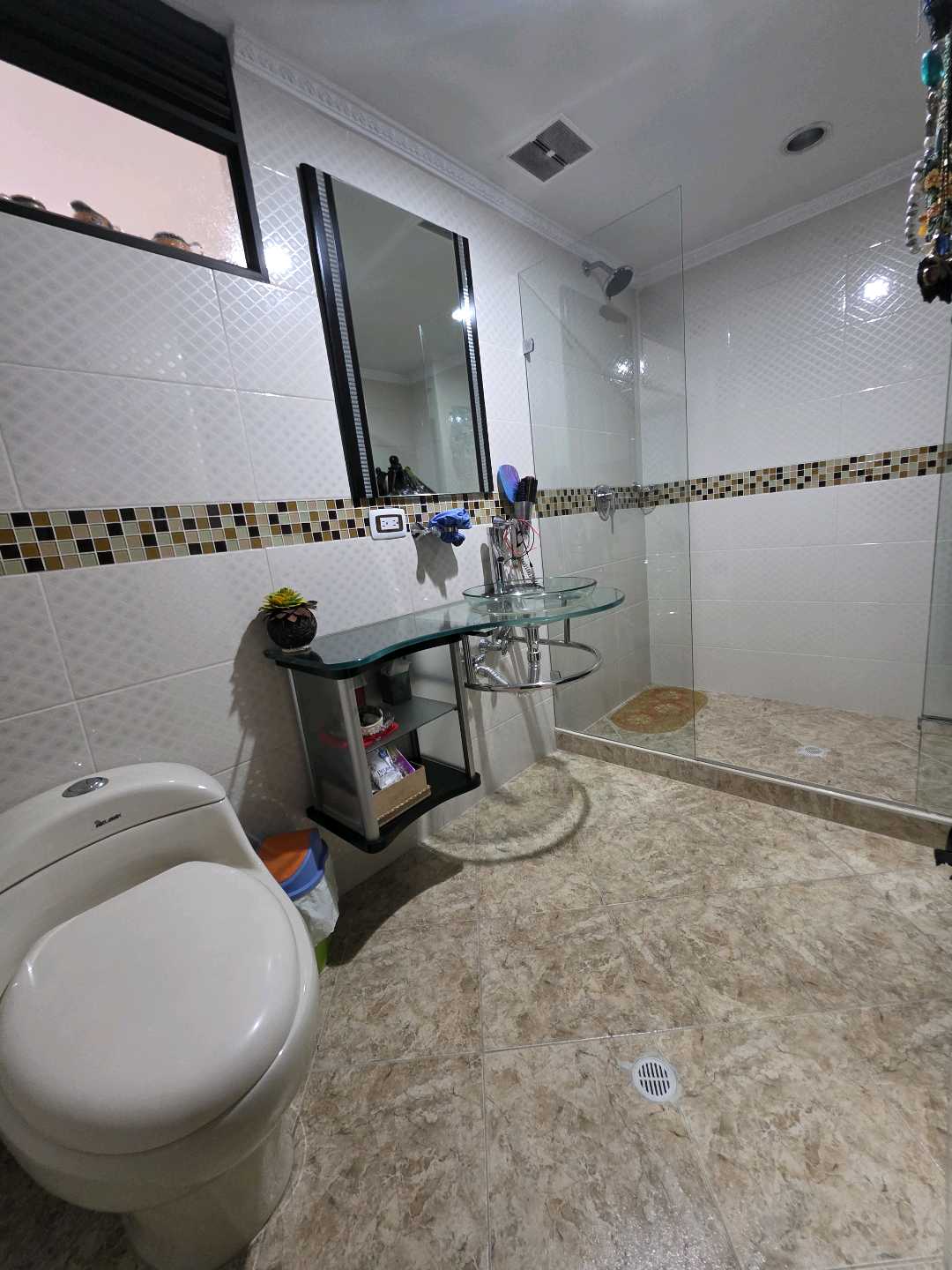 Arriendo apartamento calasanz