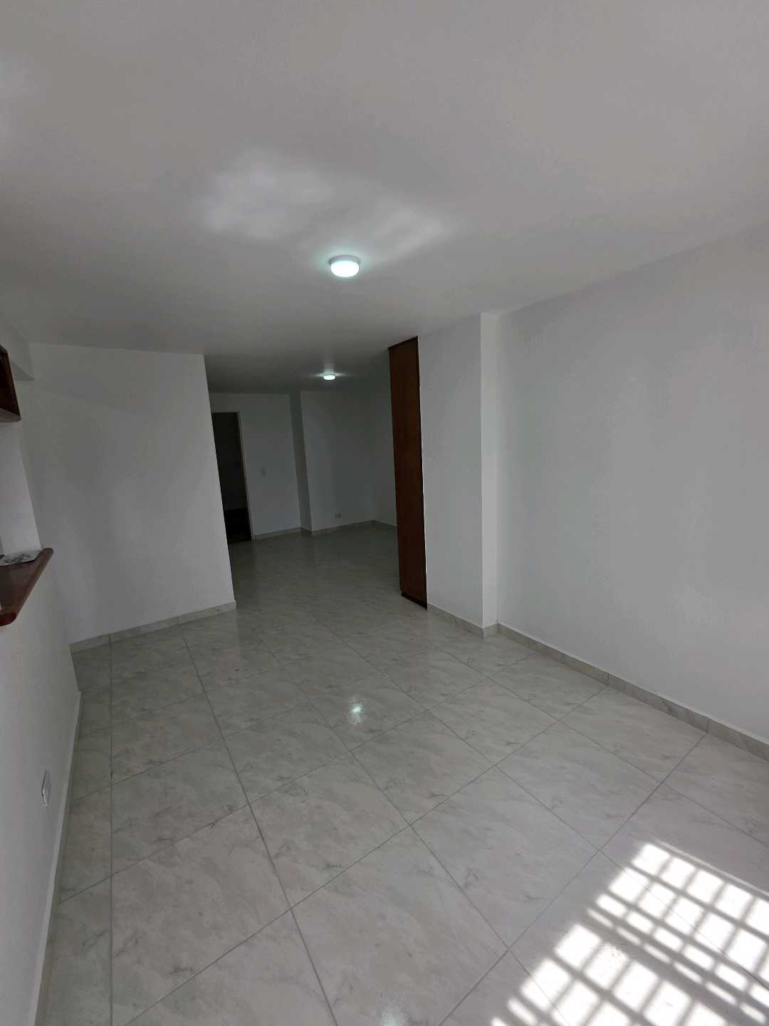 Arriendo apartamento calasanz