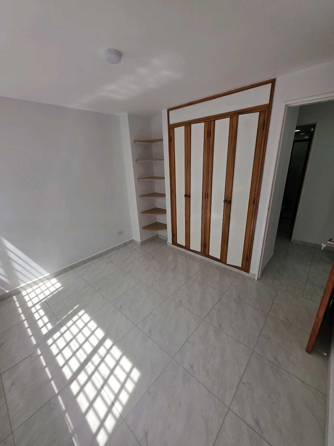 Arriendo apartamento calasanz