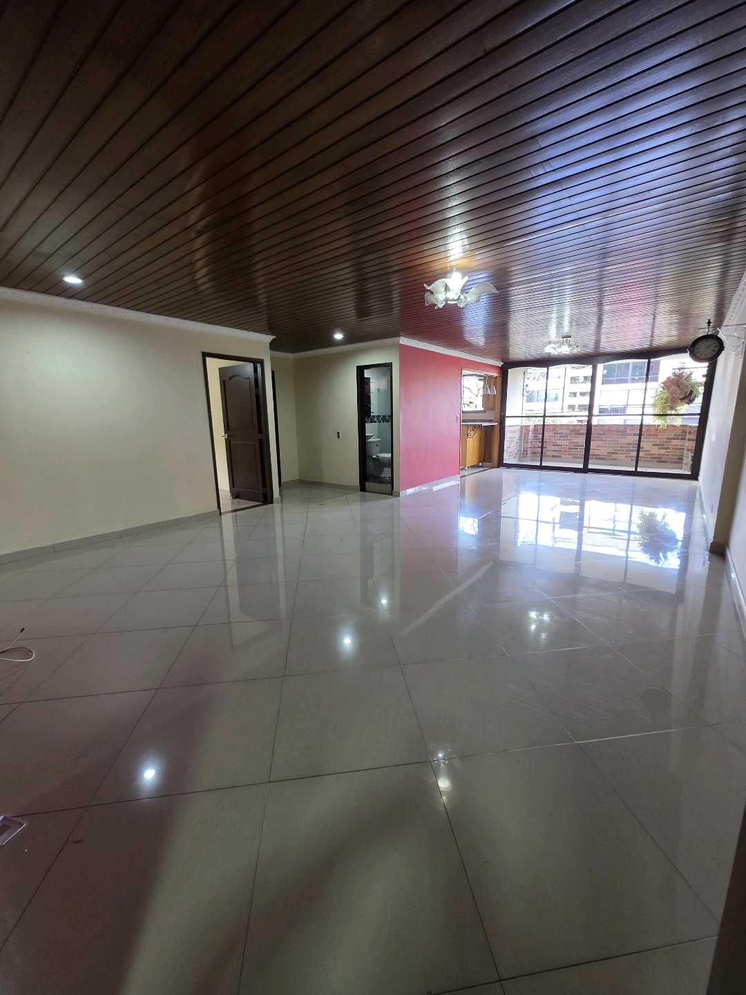 Arriendo apartamento calasanz