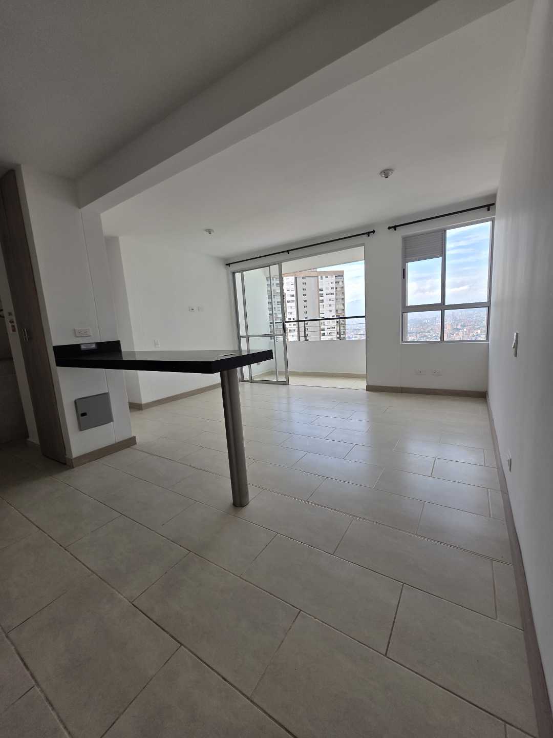 Arriendo apartamento calasanz