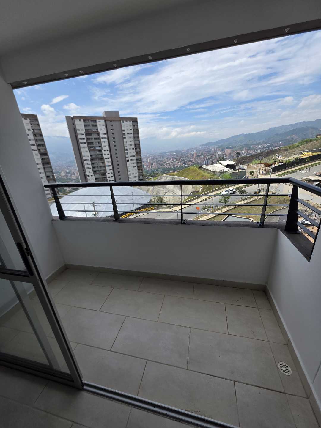 Arriendo apartamento calasanz