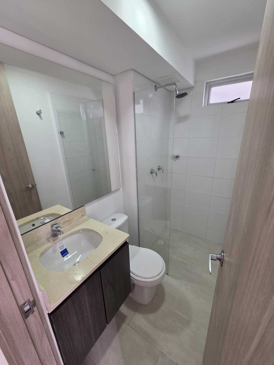 Arriendo apartamento calasanz
