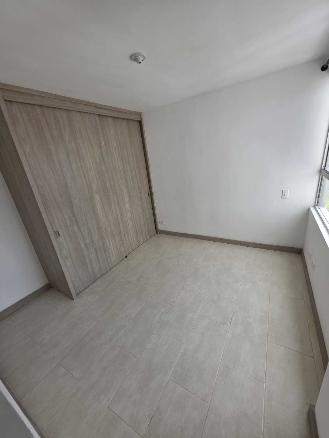 Arriendo apartamento calasanz