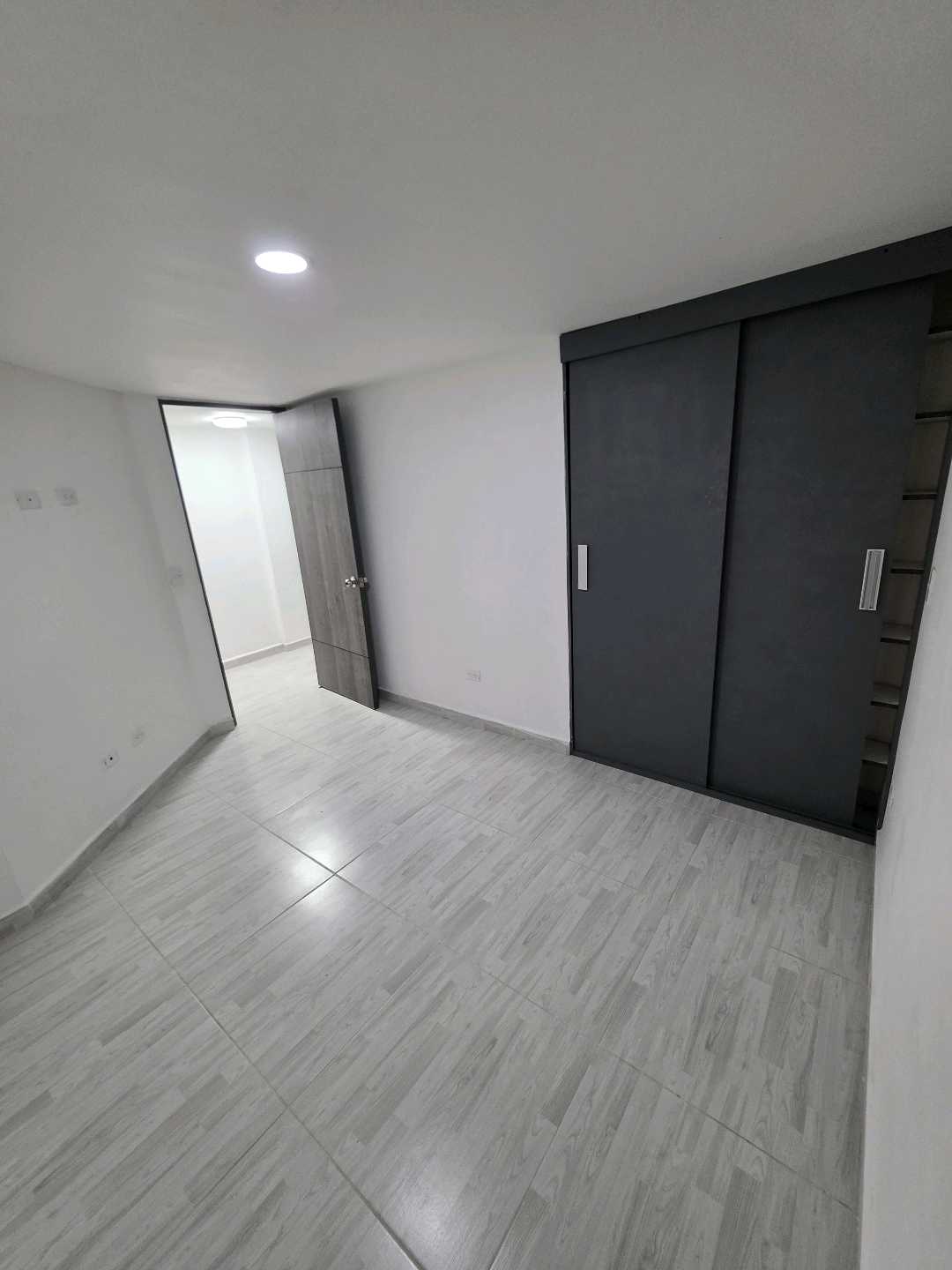 Arriendo apartamento castellana