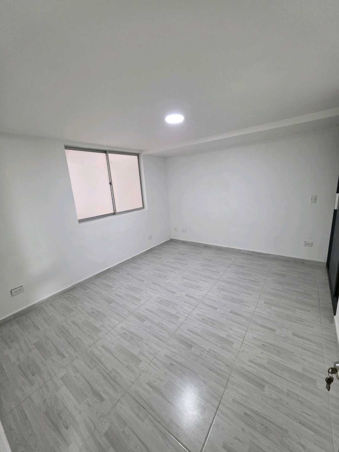Arriendo apartamento castellana