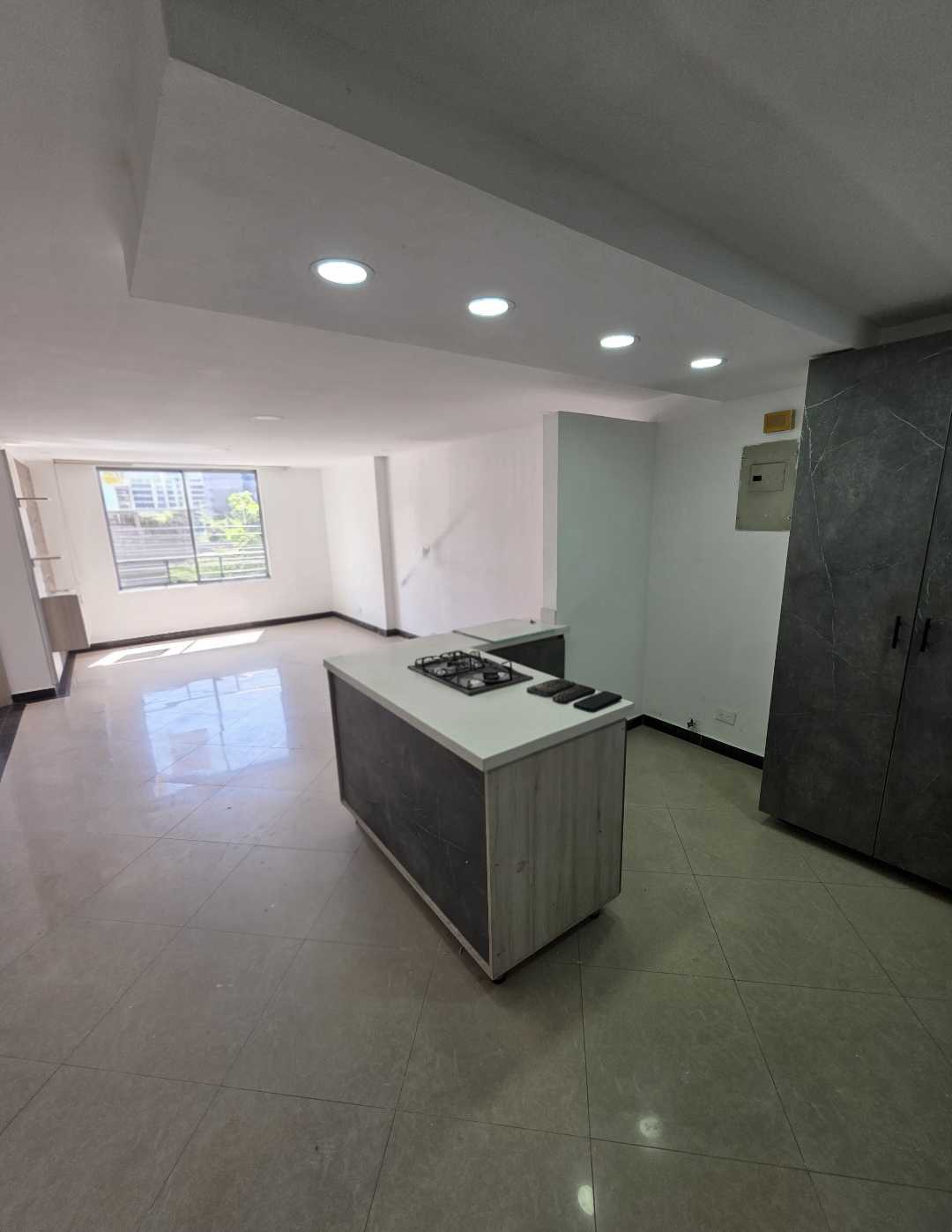 Arriendo apartamento castellana