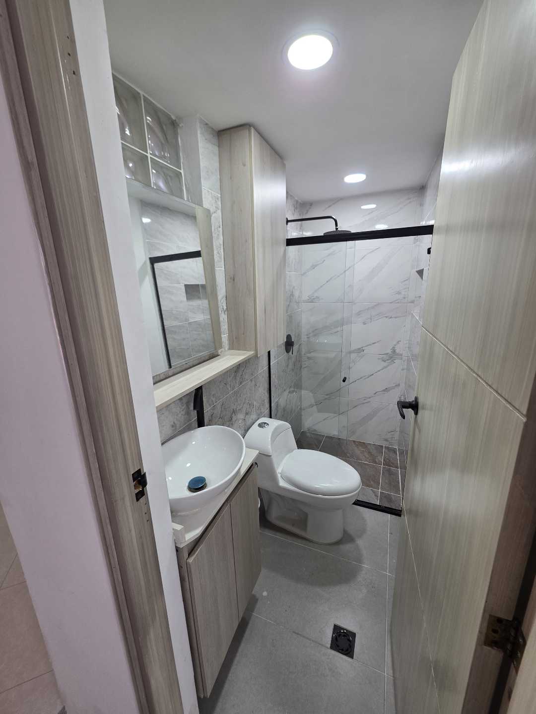 Arriendo apartamento castellana
