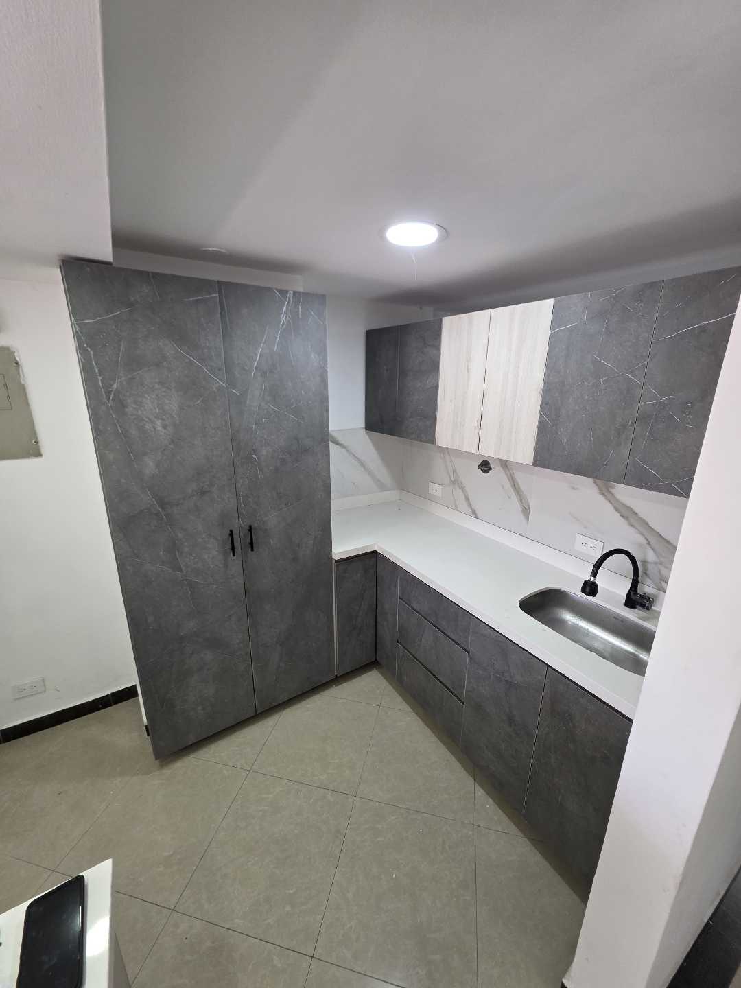 Arriendo apartamento castellana