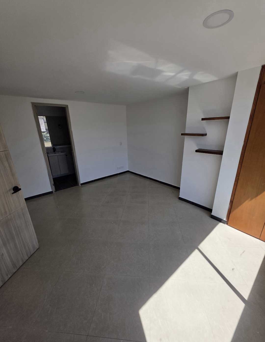 Arriendo apartamento castellana