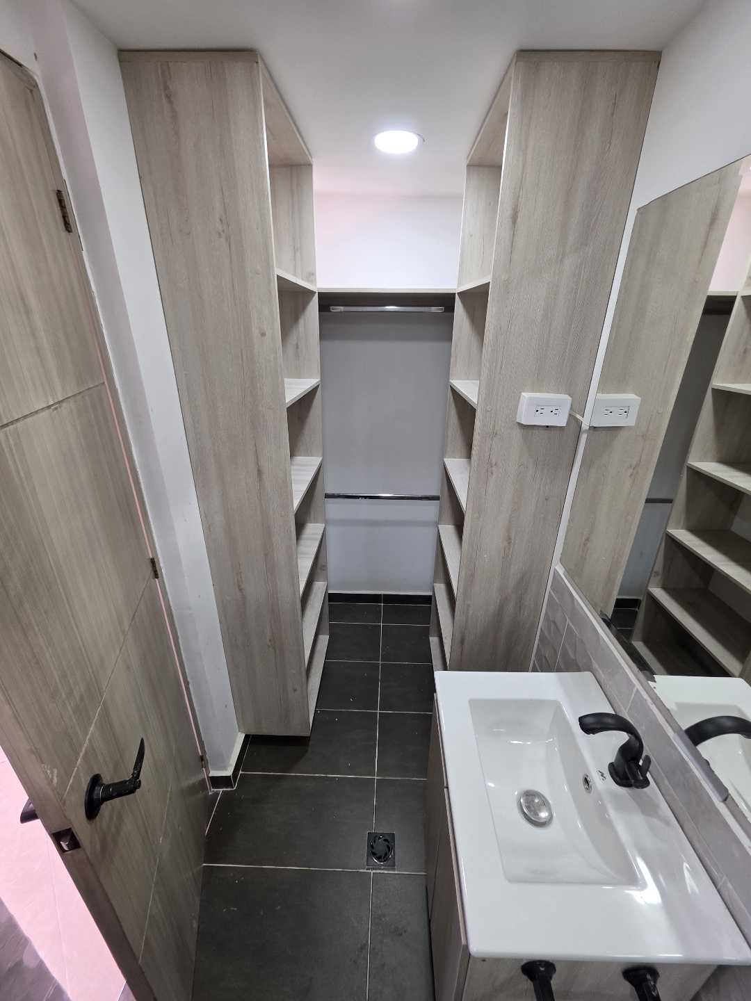 Arriendo apartamento castellana