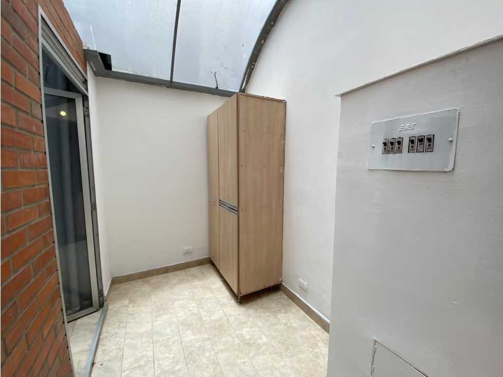 Arriendo apartamento castellana