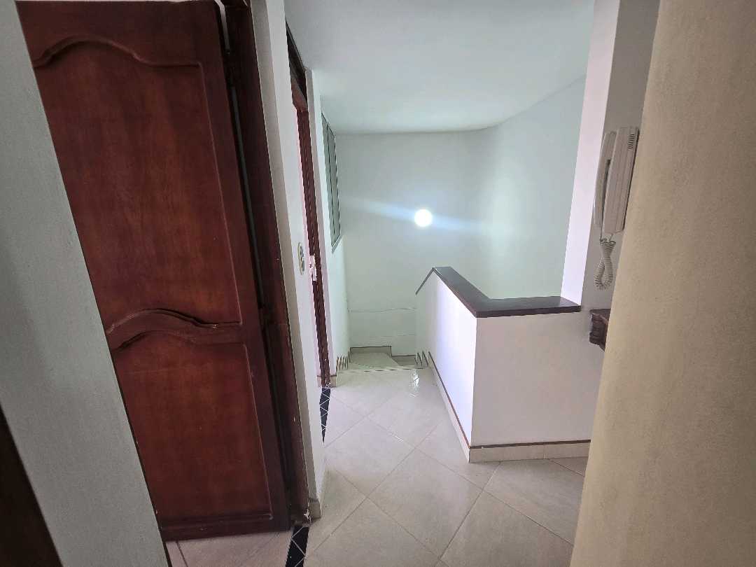 Arriendo apartamento colores