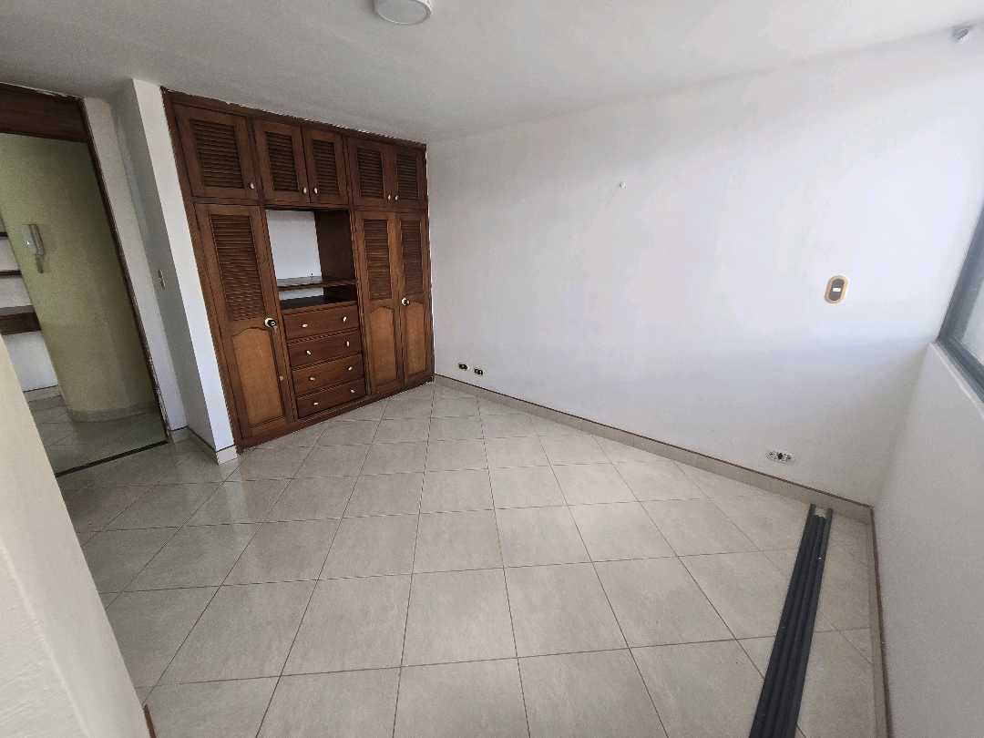 Arriendo apartamento colores