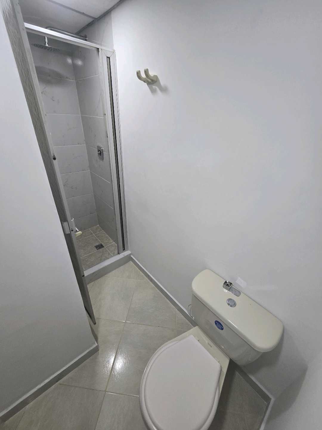 Arriendo apartamento colores