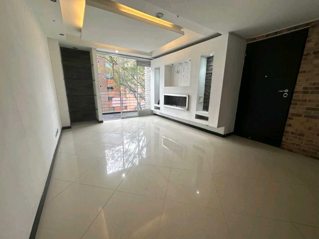 Arriendo apartamento duplex laureles