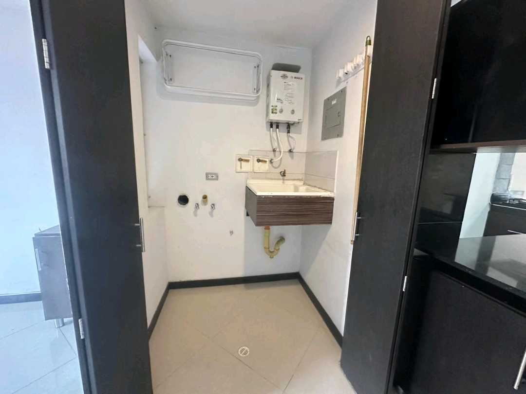 Arriendo apartamento duplex laureles