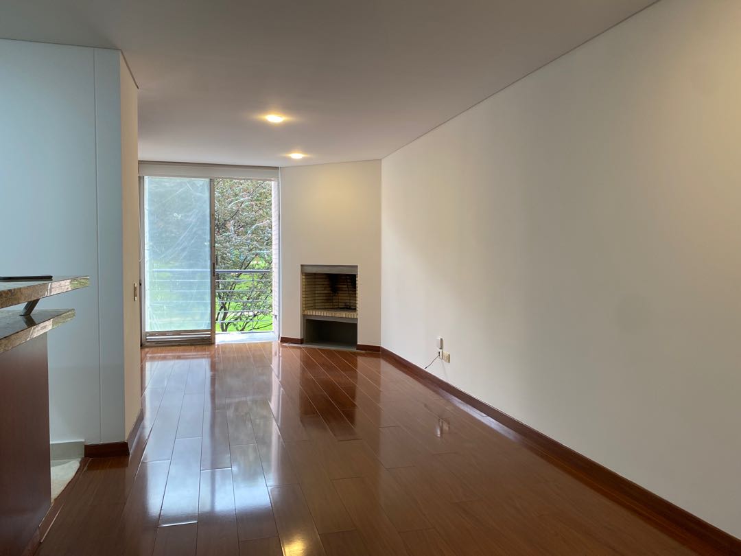 Arriendo apartamento en Bella Suiza