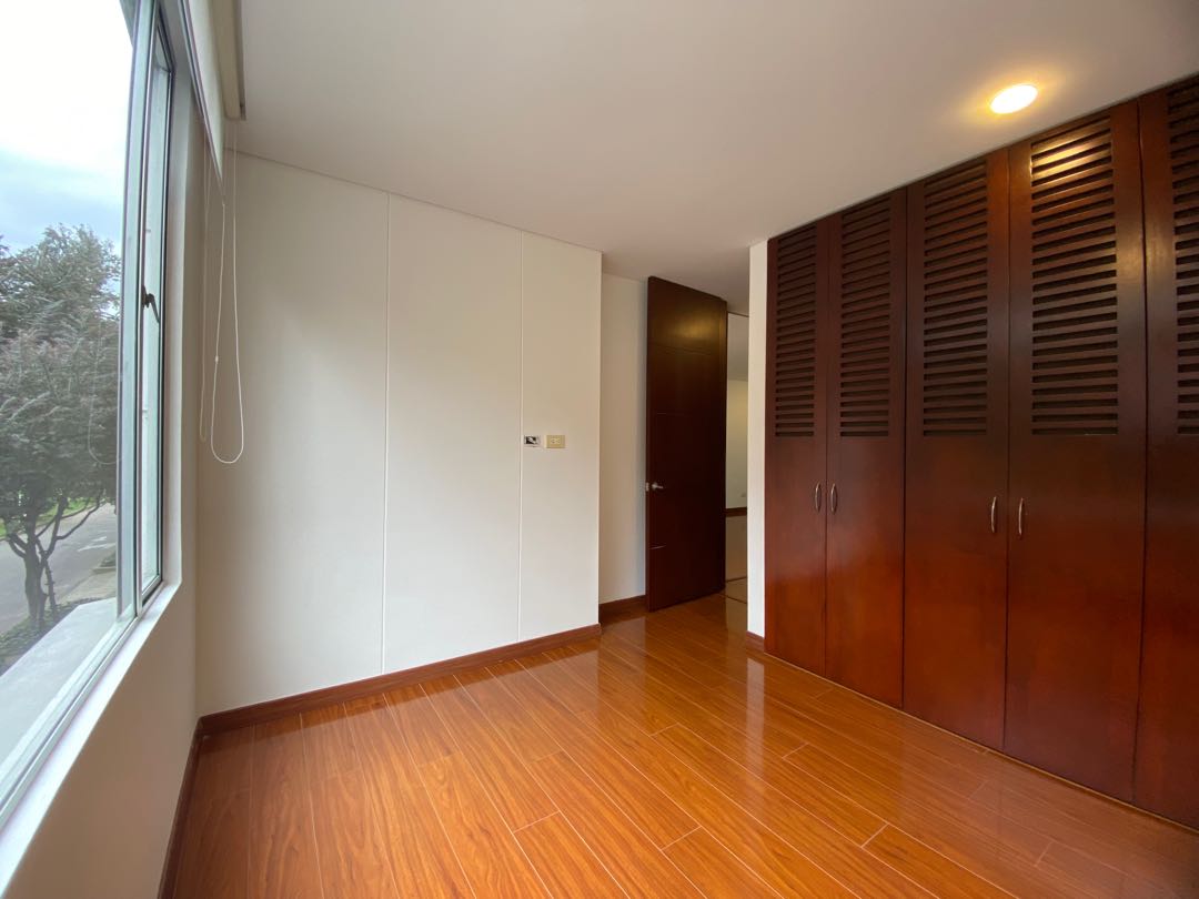 Arriendo apartamento en Bella Suiza