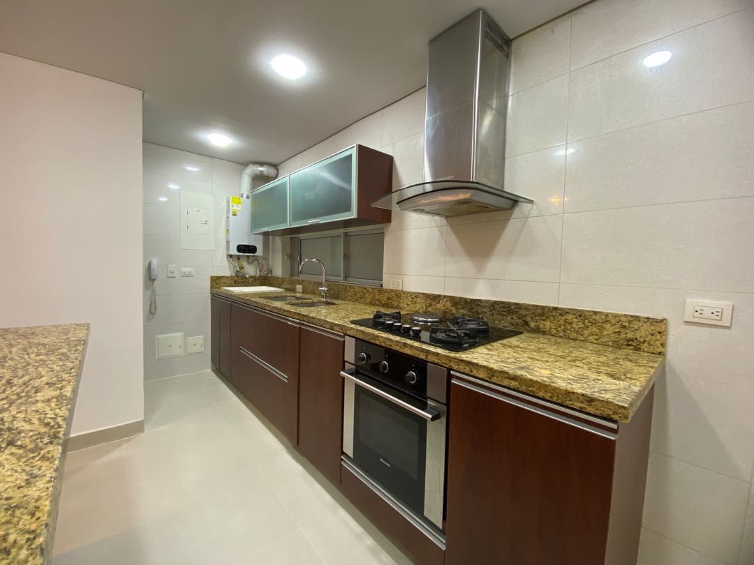 Arriendo apartamento en Bella Suiza